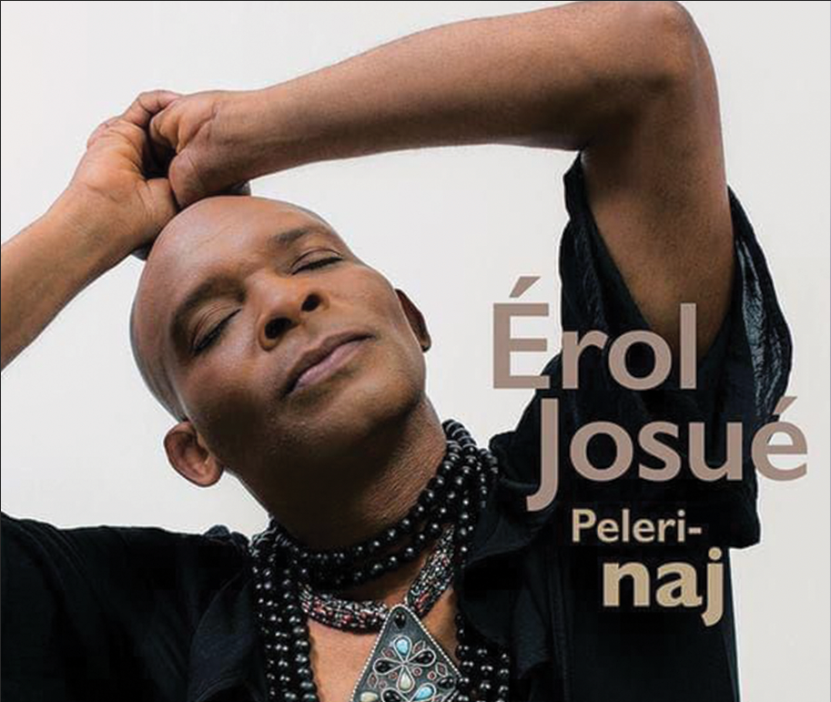 Le chanteur Erol Josué à la Biennale Ouidah 2024 arts et cultures vodoun au Bénin